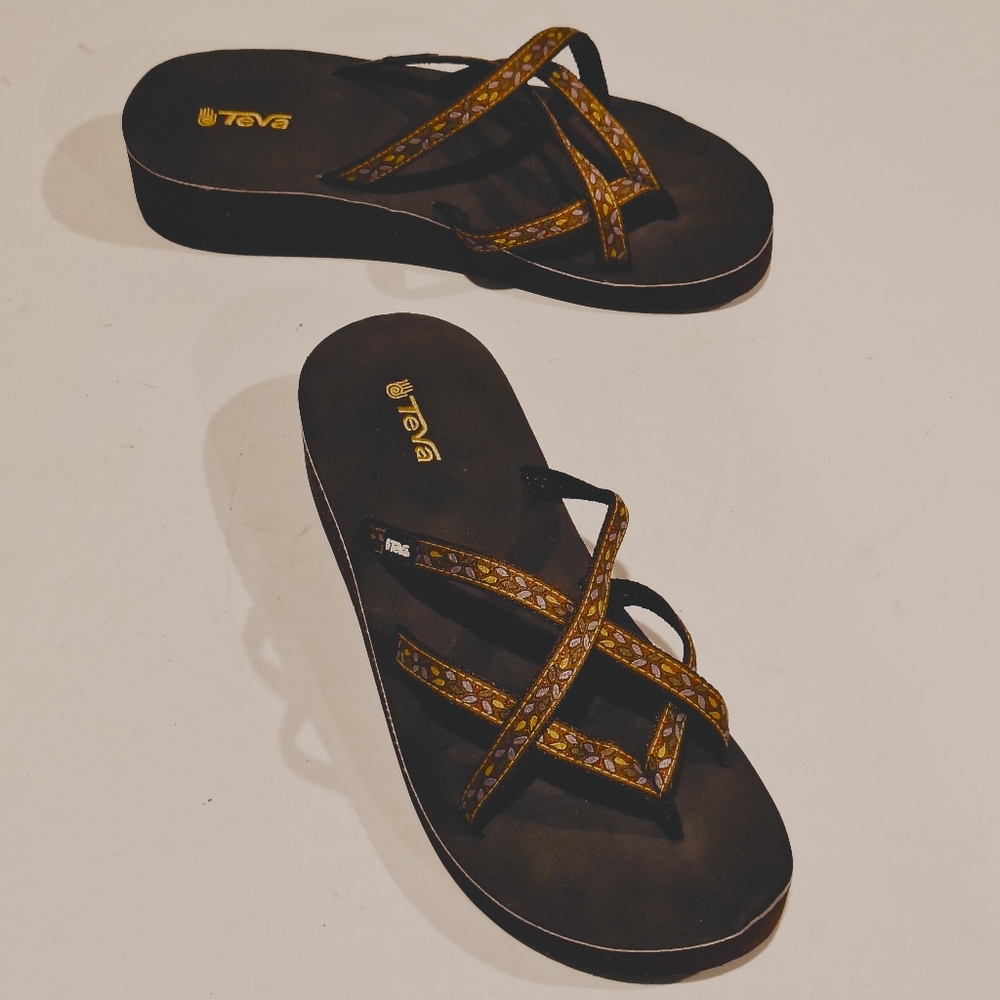 Teva Women's  Brown Sandals Size 10